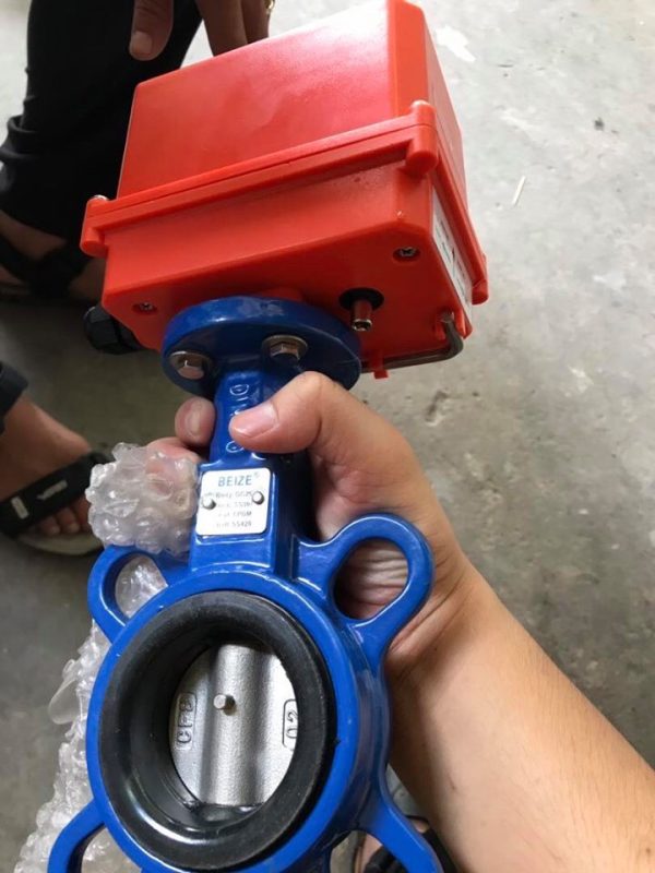 van-buom-dieu-khien-dien-unid-um1 (2)