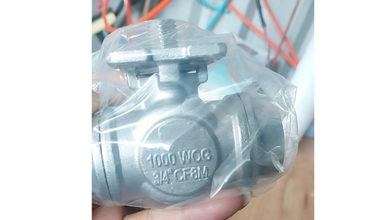 Điều hướng lưu chất hiệu quả với van bi nối ren 3 ngã CF8M khí nén